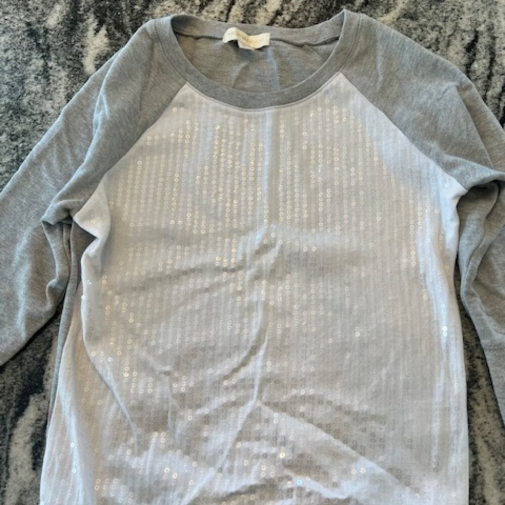 Nicki Minaj Raglan top white sequined front panel, gray sleeves, pullover crew M